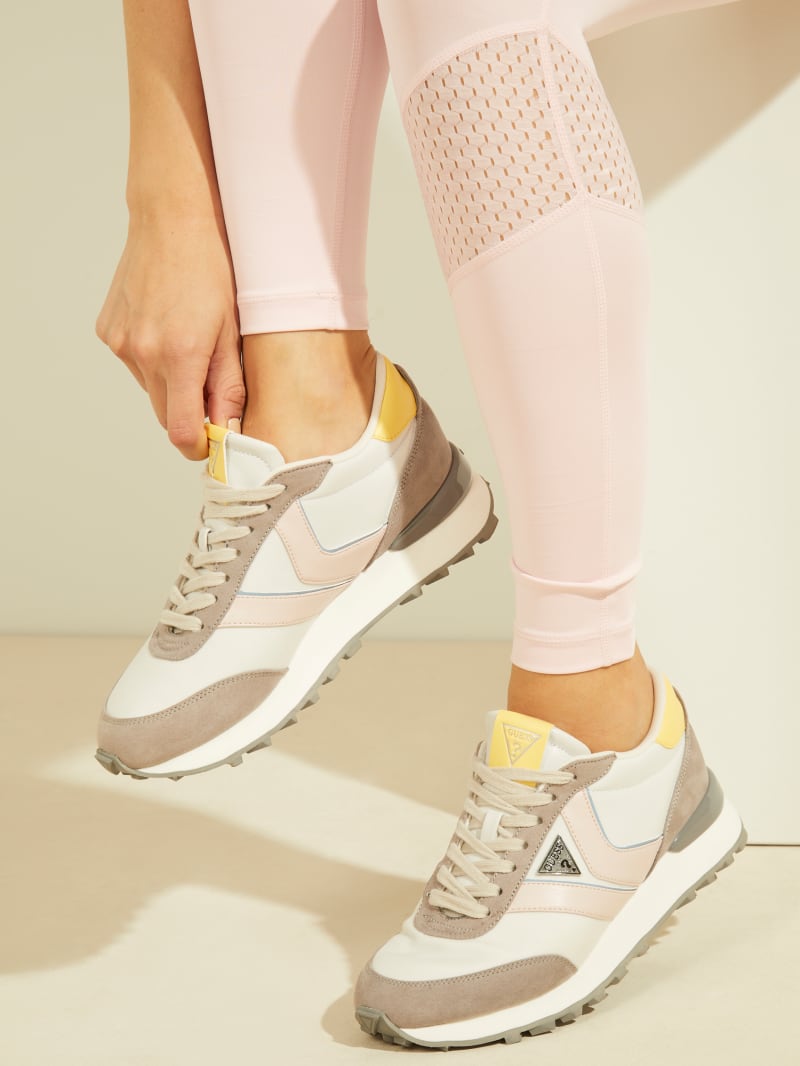 Guess female sneakers