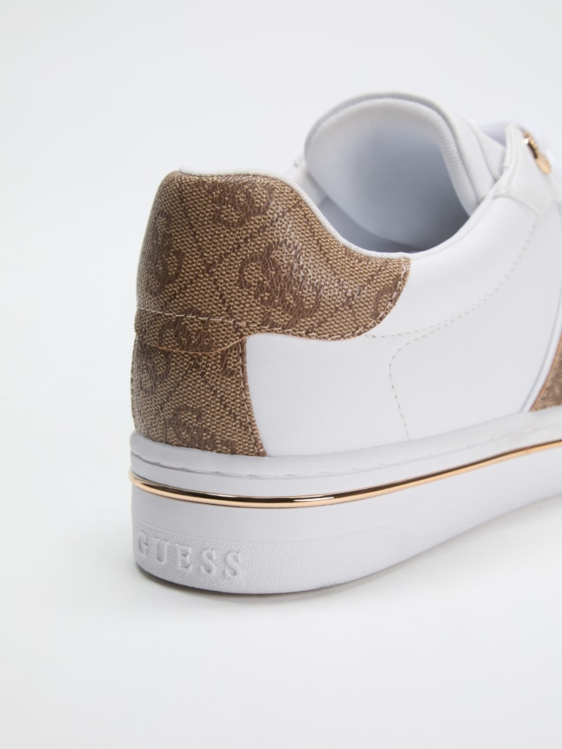 Stew 4G logo sneaker