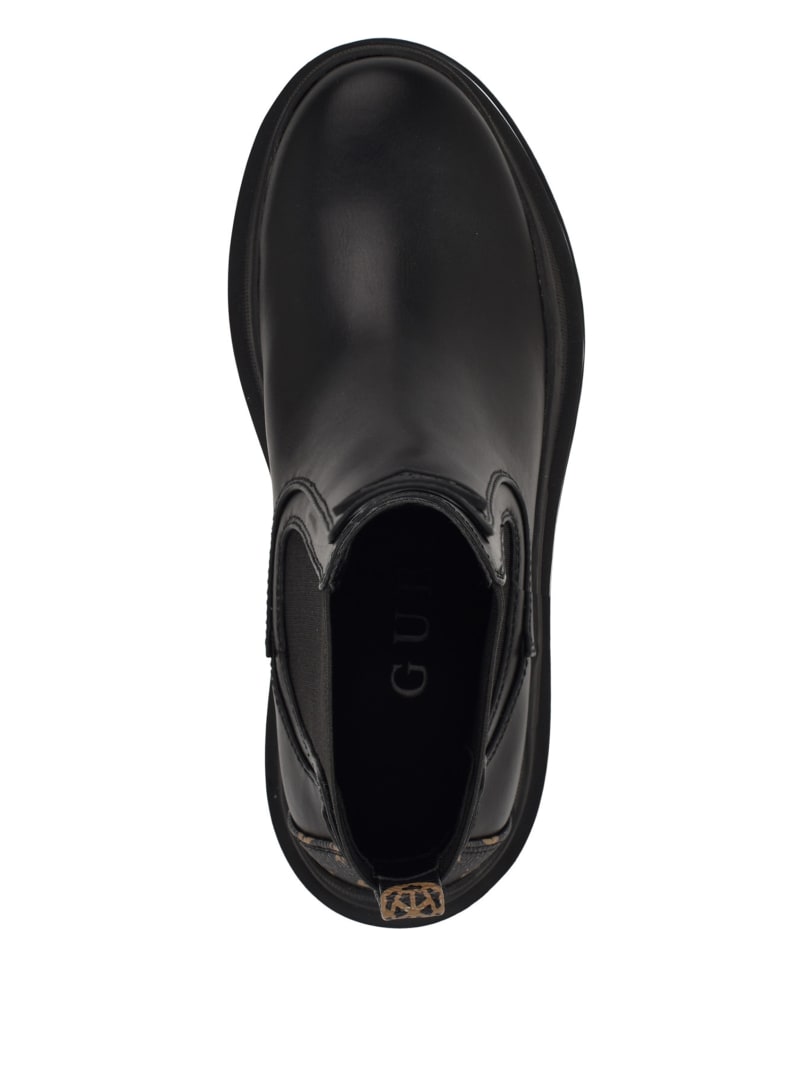 Yesses Signature Chelsea Booties | GUESS