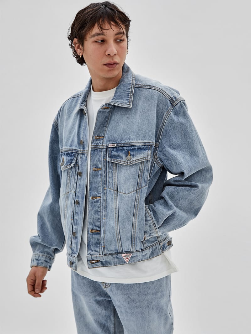 super 王鹤棣 — mullet hairstyle & denim jacket 😎