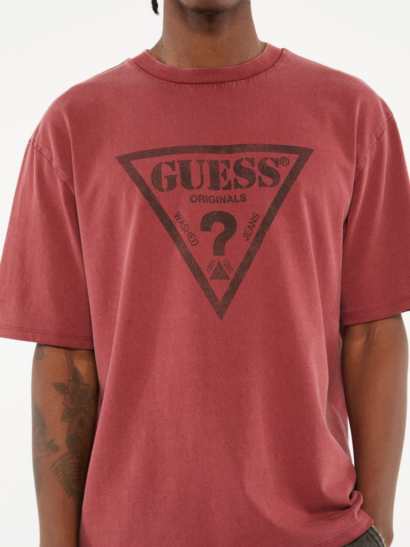 GUESS Originals Triangle Tee | GUESS