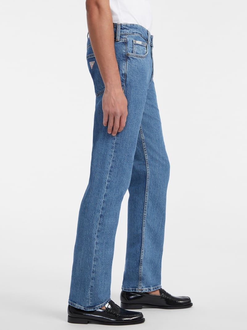 G16 Straight-Leg Jeans