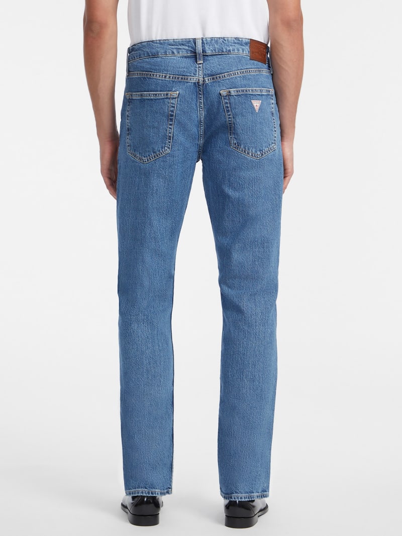 G16 Straight-Leg Jeans