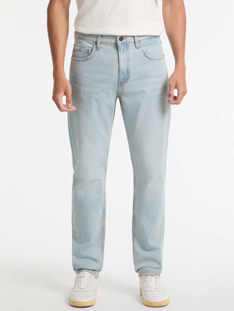 G18 Relaxed Jeans