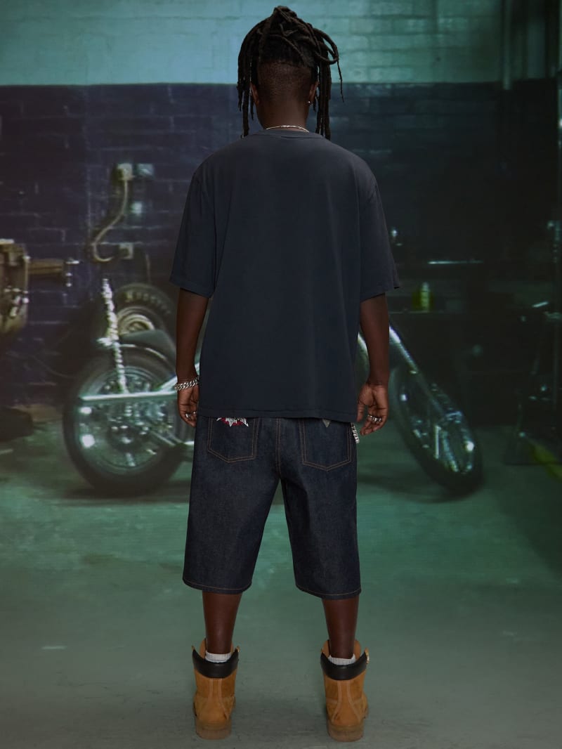 GUESS® HARDSTONE Cross Tee