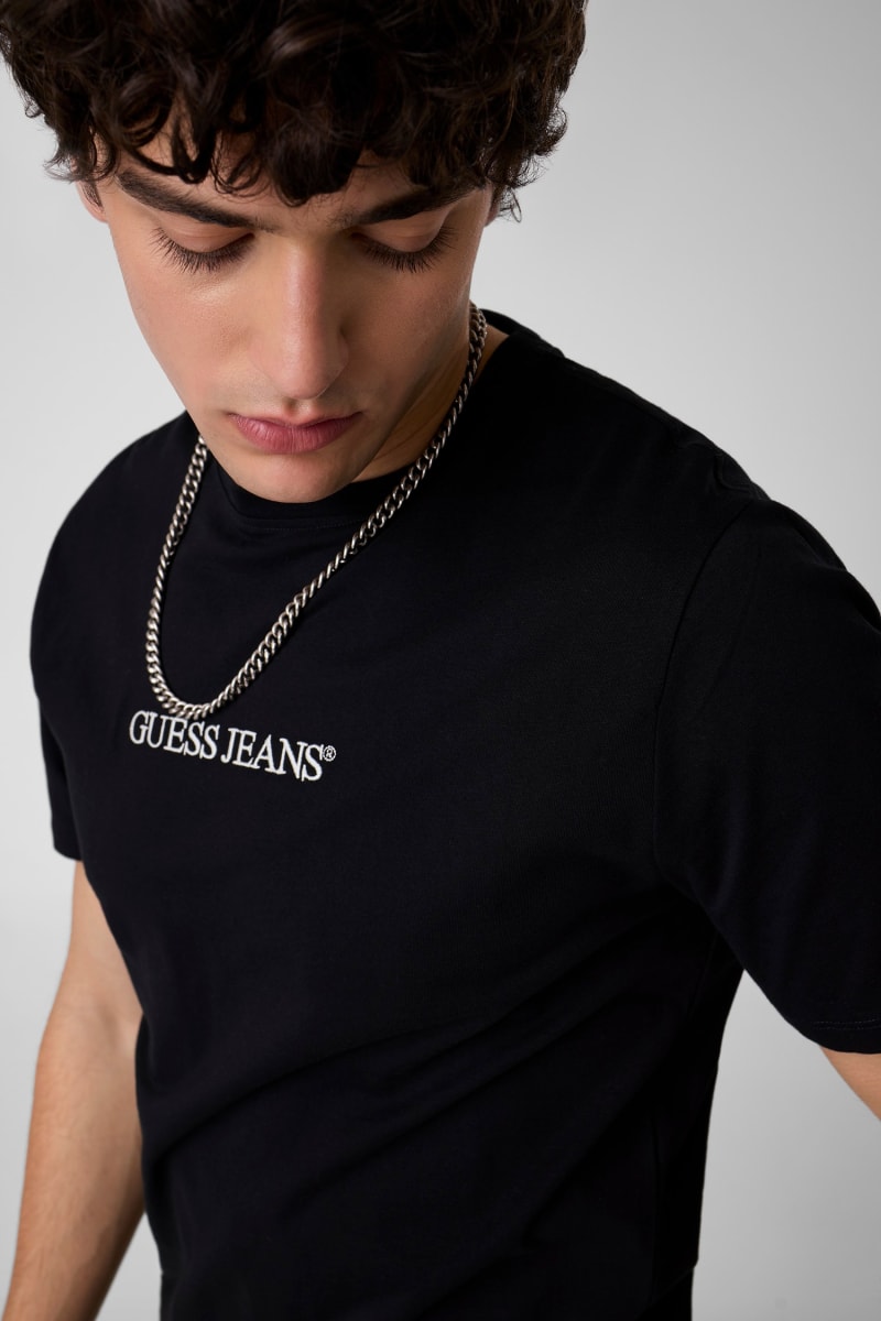 Slim Embroidered Logo Tee Men | GUESS Jeans®