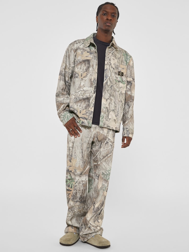 GUESS Originals x RealTree Overshirt | GUESS Jeans