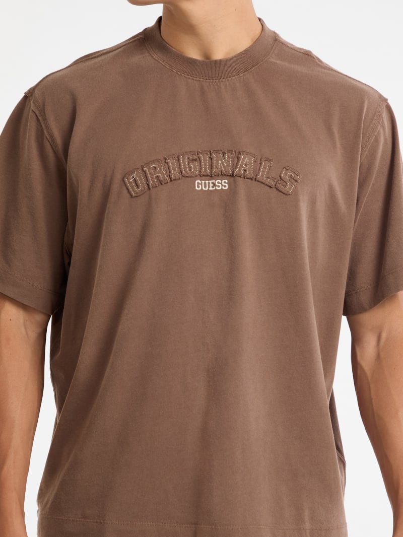 GUESS® GUESS Originals Eco Boxy Applique Tee