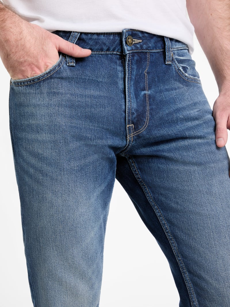 Eco Finnley Mid-Rise Tapered Jeans | GUESS
