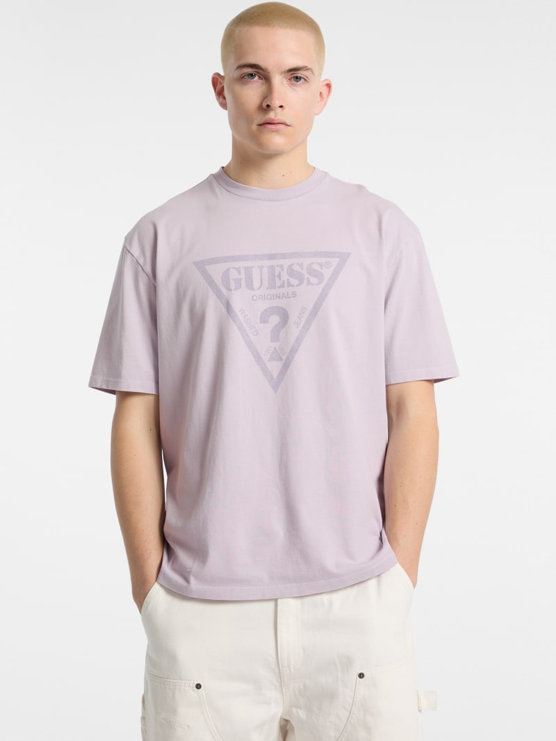 GUESS Originals Eco Vintage Triangle Tee Men | GUESS Jeans®