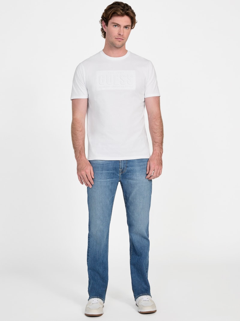 T-Shirt Uomo Guess Core G011 In Bianco - 95% Cotone, 5% Elastan, Vestibilità Comoda
