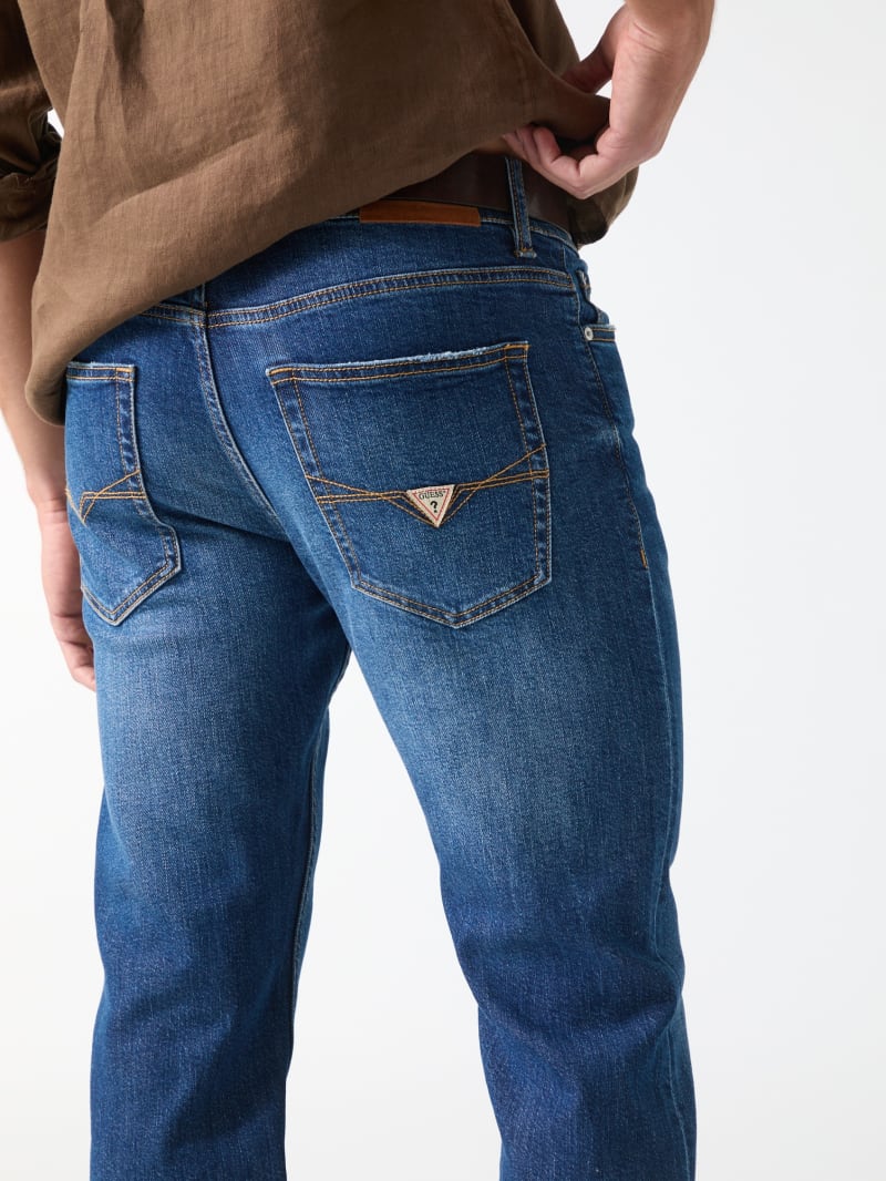 Slim fit jeans