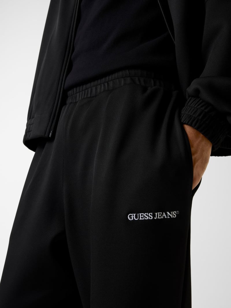 Logo sweatpants Men | GUESS Jeans®