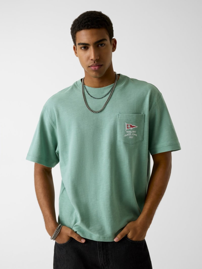 Boxy Cropped T-Shirt · Guess