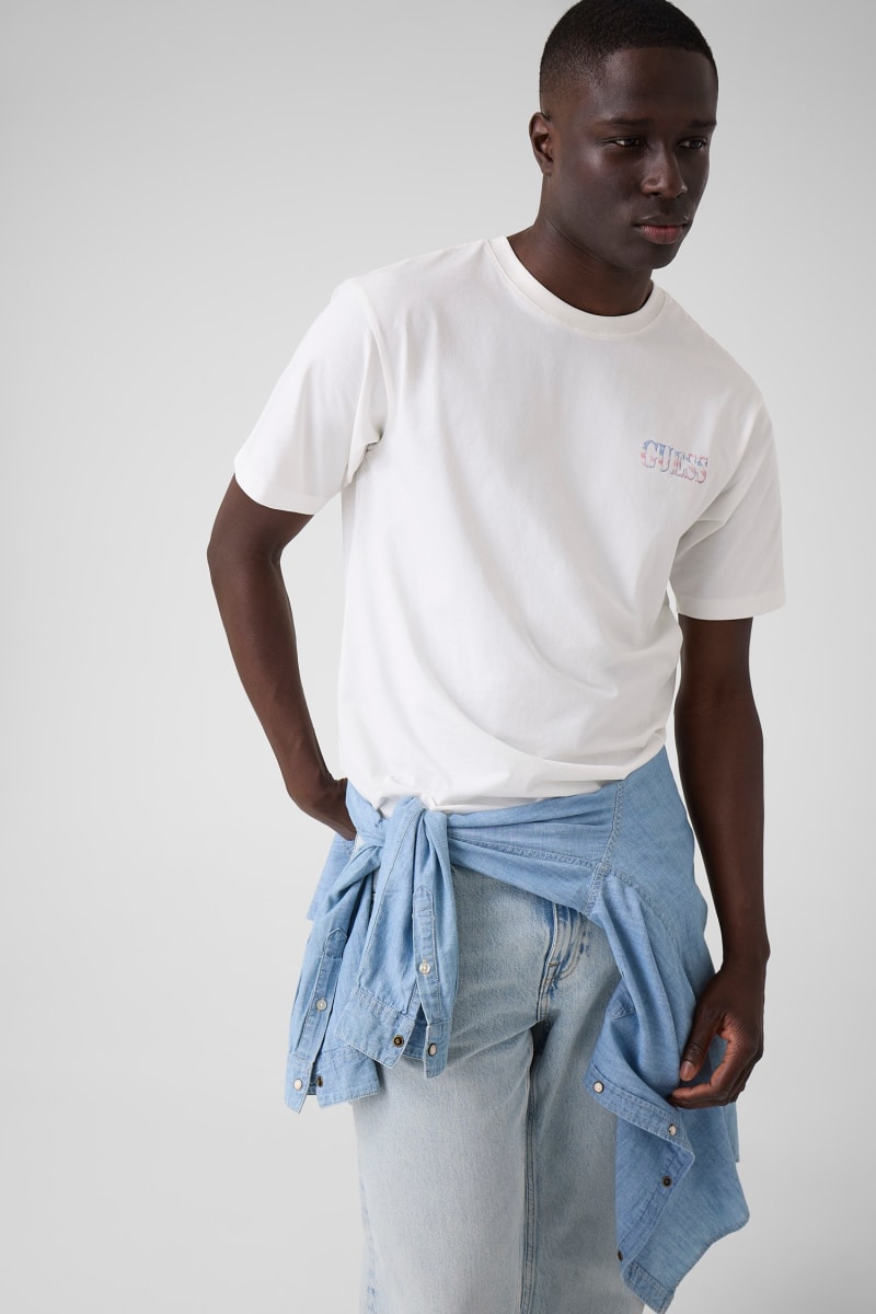 GUESS® Triangle logo t-shirt