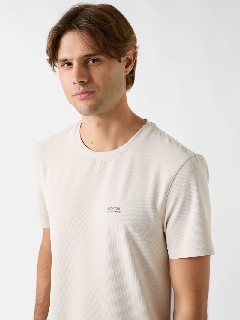 Tech stretch t-shirt - thumbnail 3