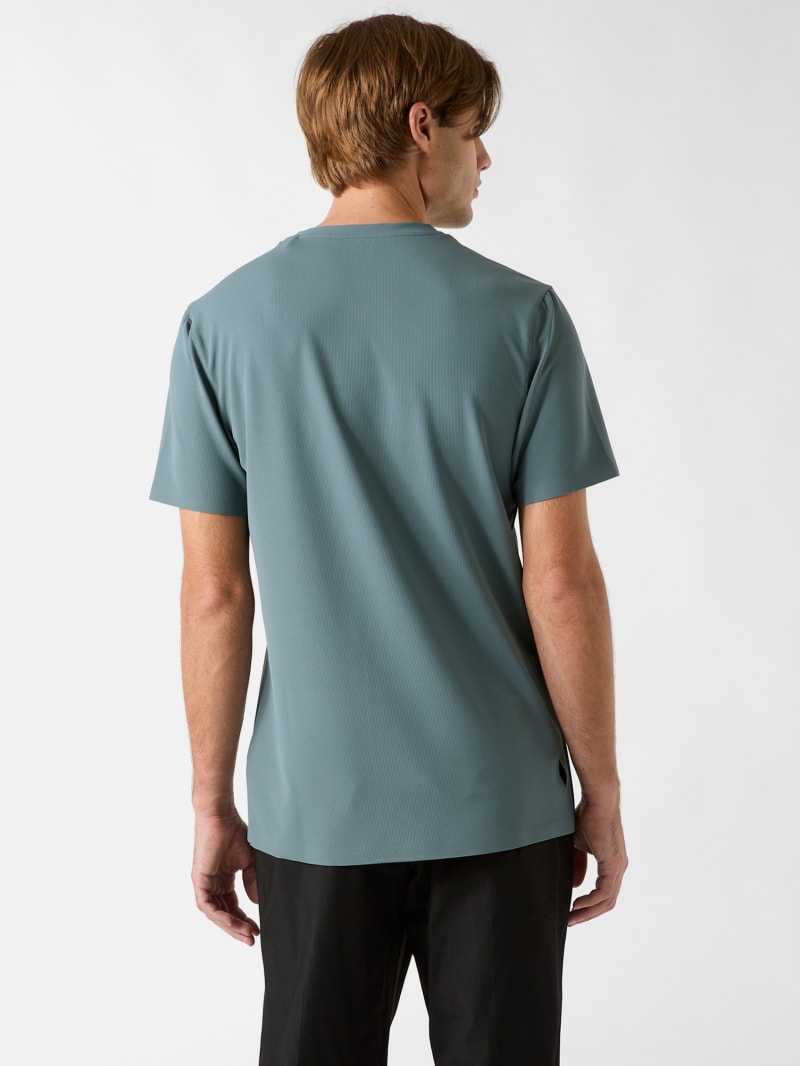 Tech stretch t-shirt - thumbnail 8