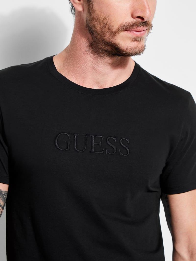 Guess Core Small Logo T-Shirt - Black