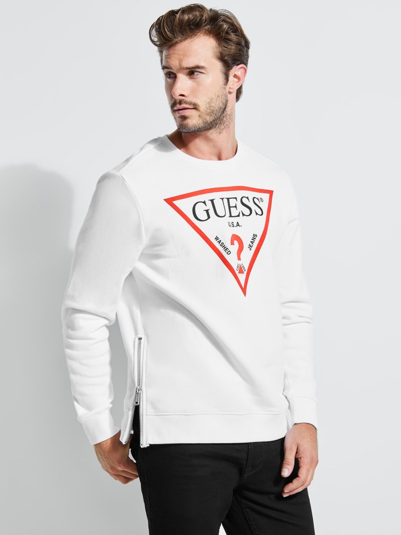 Roy Triangle Logo Pullover Sweater | GUESS