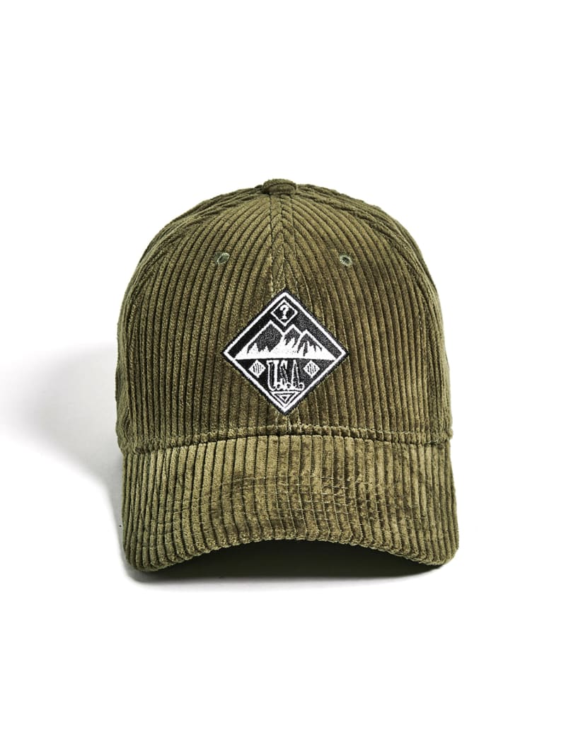 guess beanie hats