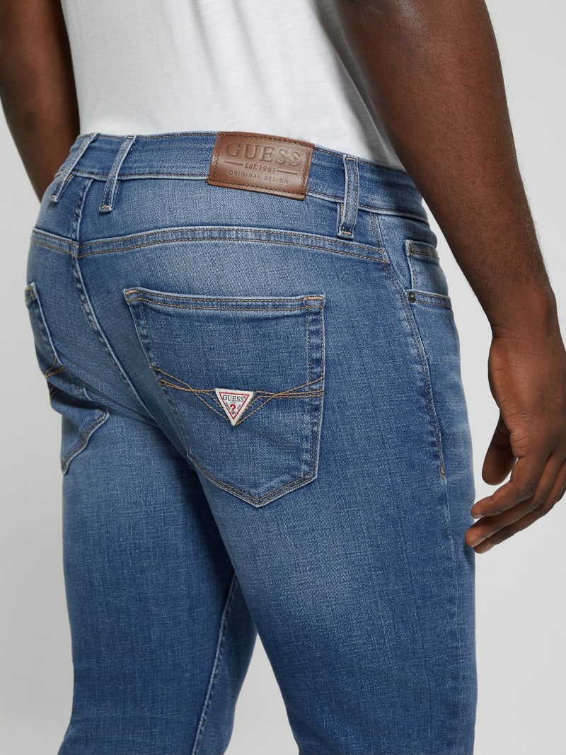 Guess slim straight outlet