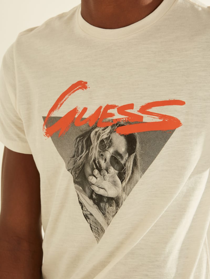 Guess Eco Icon Graphic Tee. 2