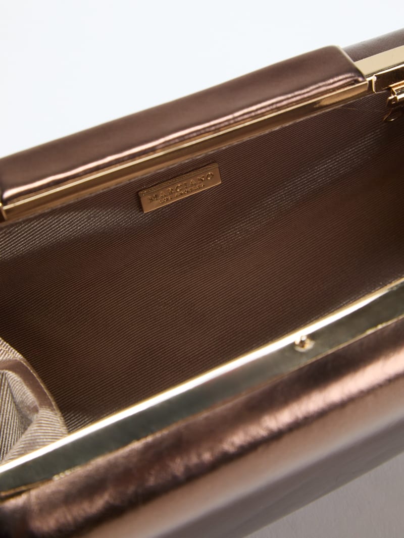 Gemma Metallic Clutch