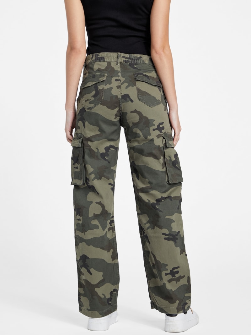 カーゴパンツ HUECLOSET C Camo Flage Banding Wide Pants 25KERO453 Jenner Camo Cargo Joggers | GUESS Factory