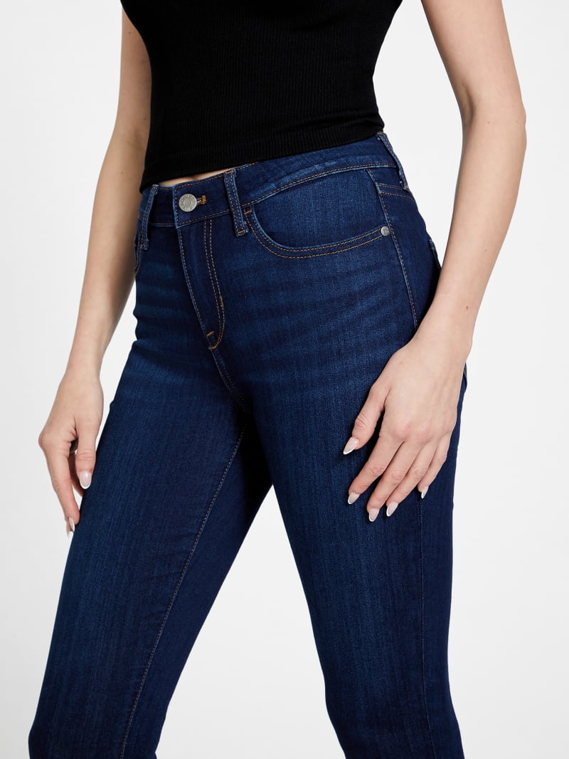 Eco Violeta Mid-Rise Capri Jeans