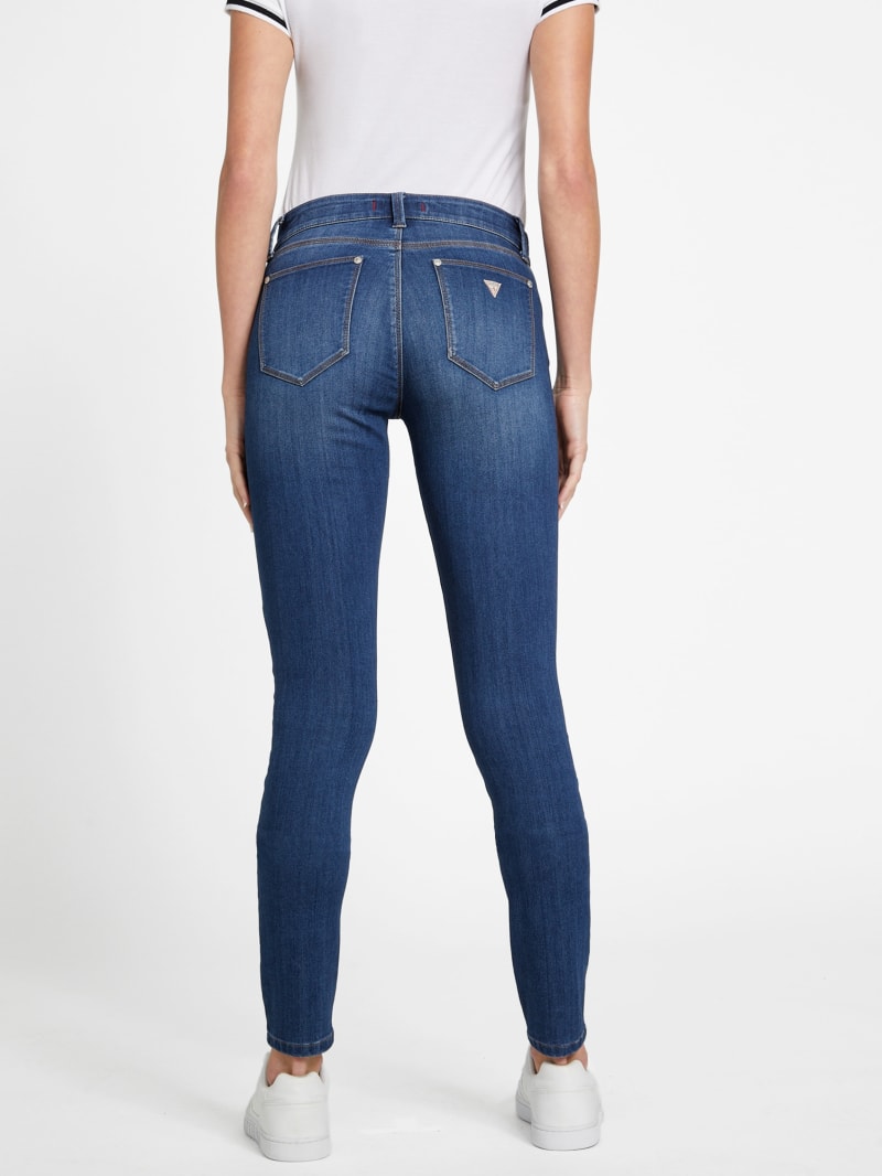 Sienna Curvy Mid-Rise Skinny Jeans | GUESS Factory Ca