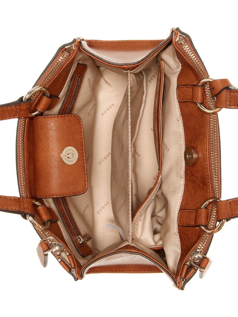 Ilsa 2025 status satchel