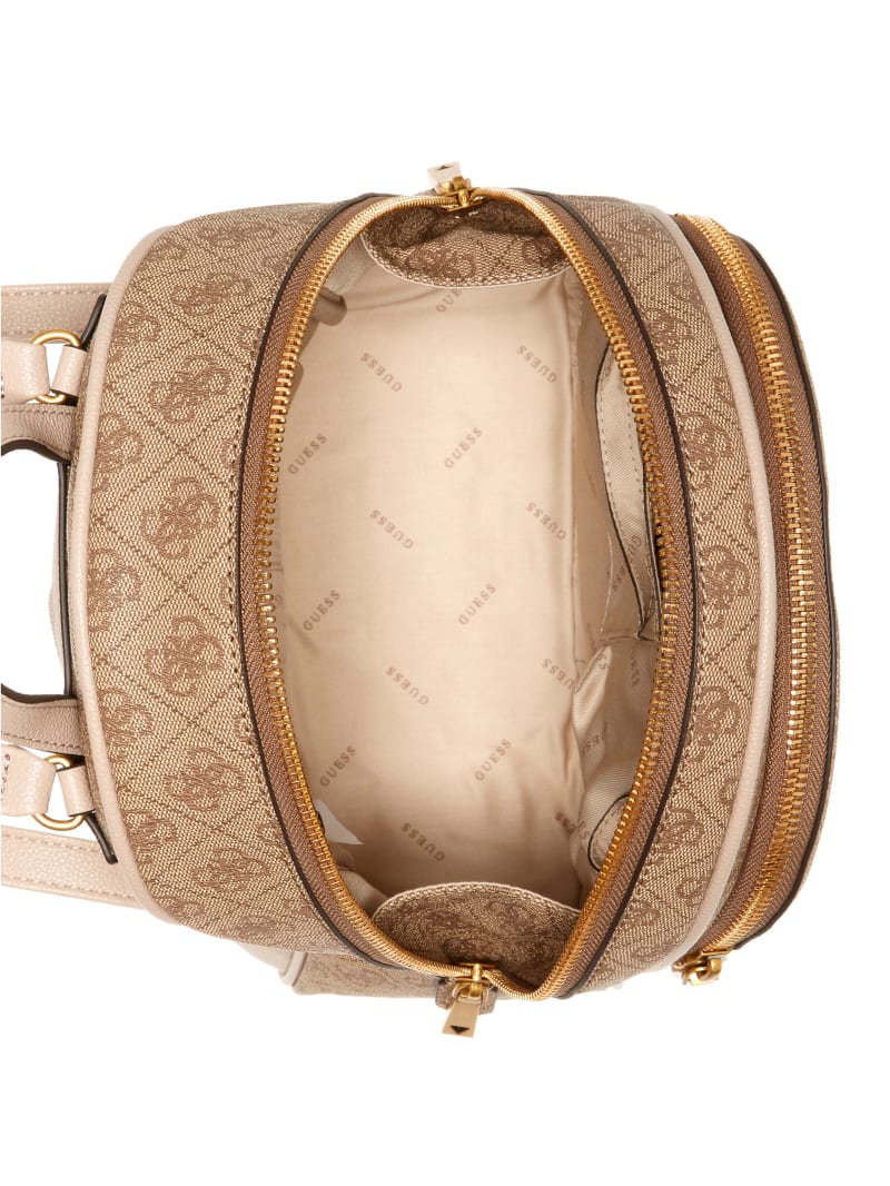 Guess Manhattan Large Backpack. 4