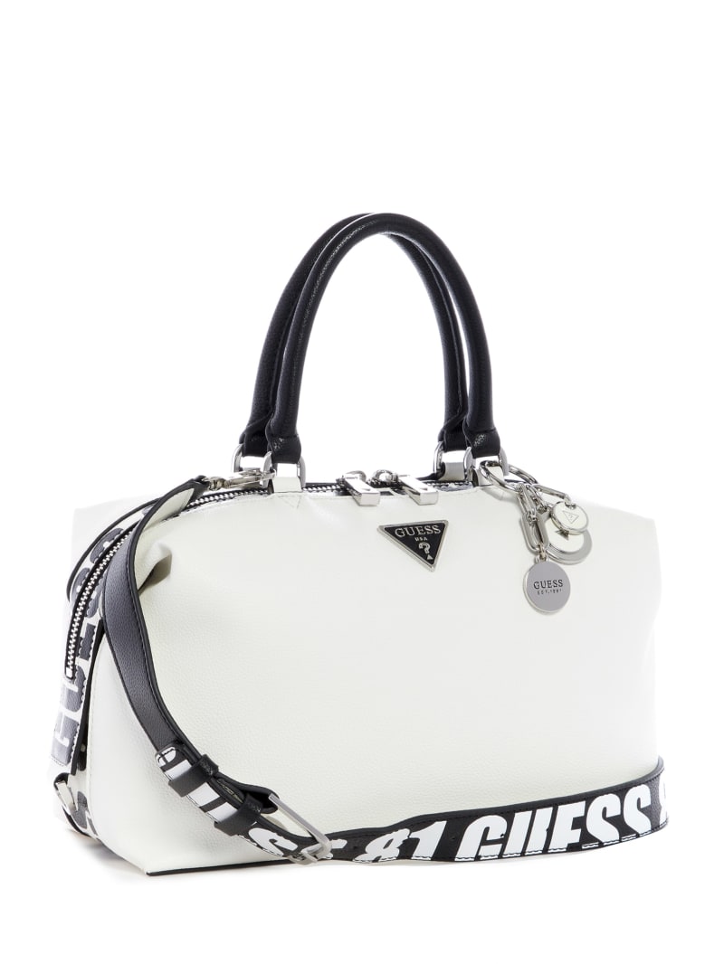 Sac guess narita