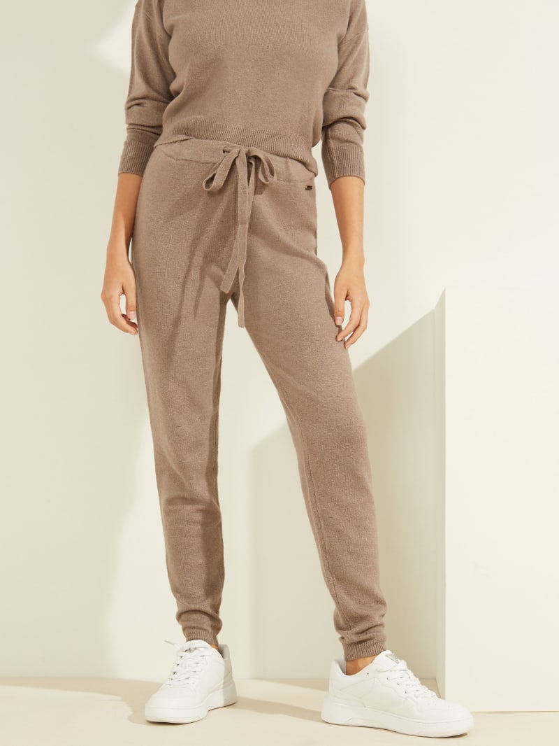 joggers with sweater