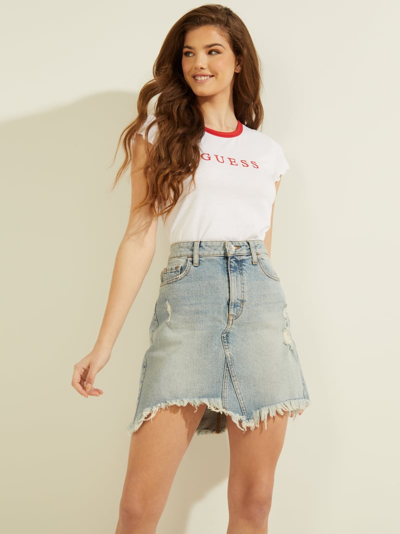 Guess Logo Cropped Baby Tee. 3