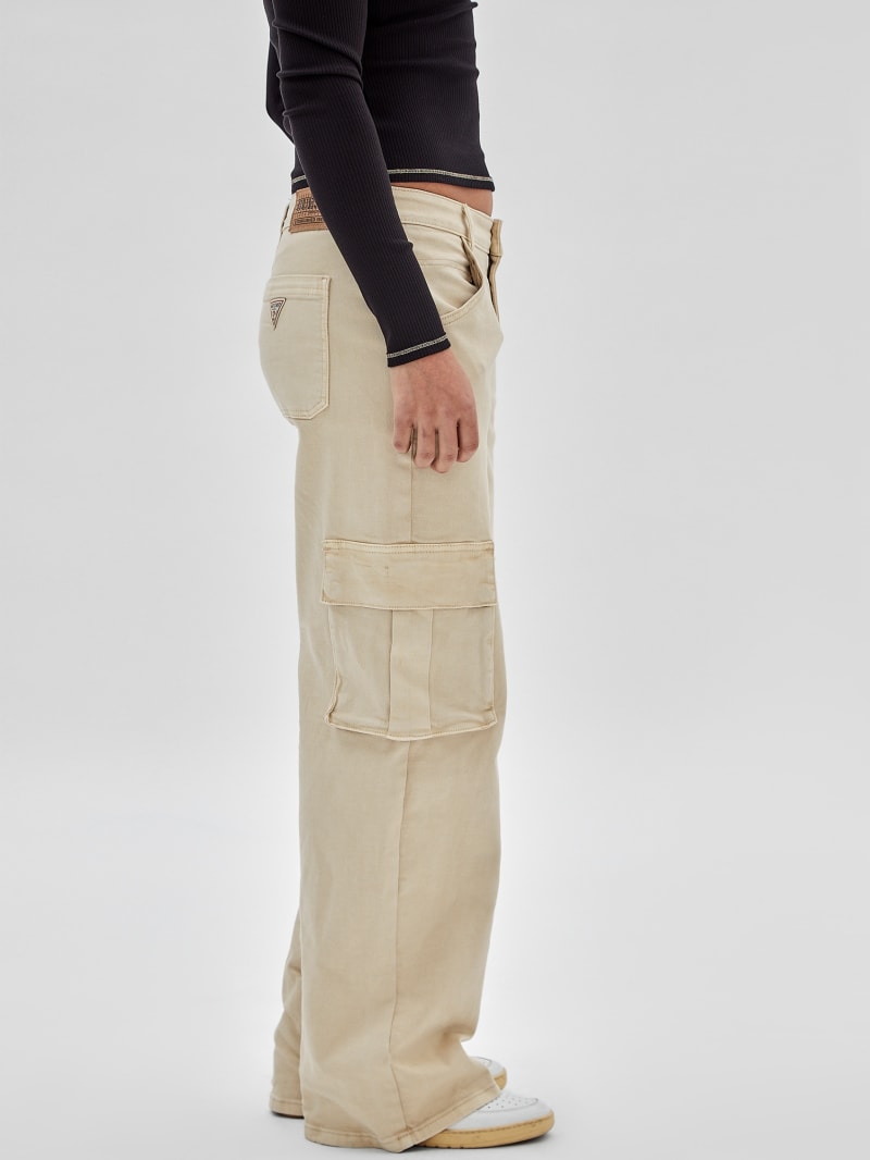 Pin by Avocadsx on $$&&gj  Drawstring pants outfit, Beige jeans