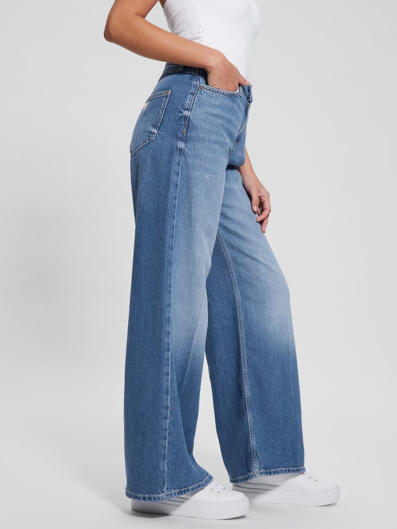 Bellflower Flare Jeans | GUESS