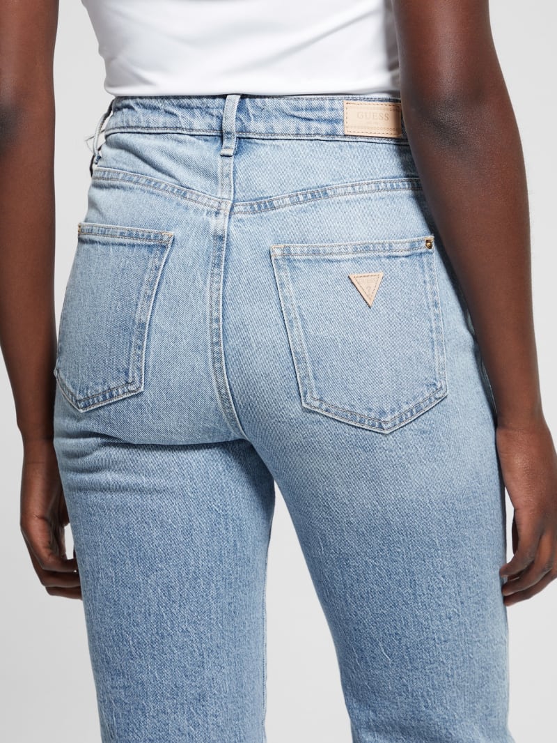 Relaxed Straight Jeans