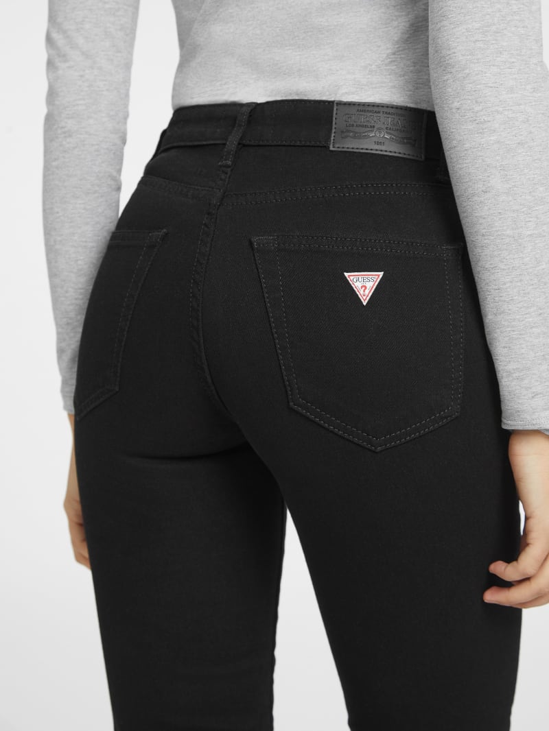 G08 Mid-Rise Straight Jeans