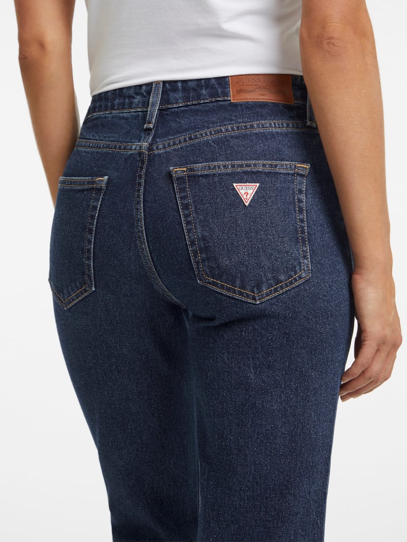 G08 Mid-Rise Straight Jeans