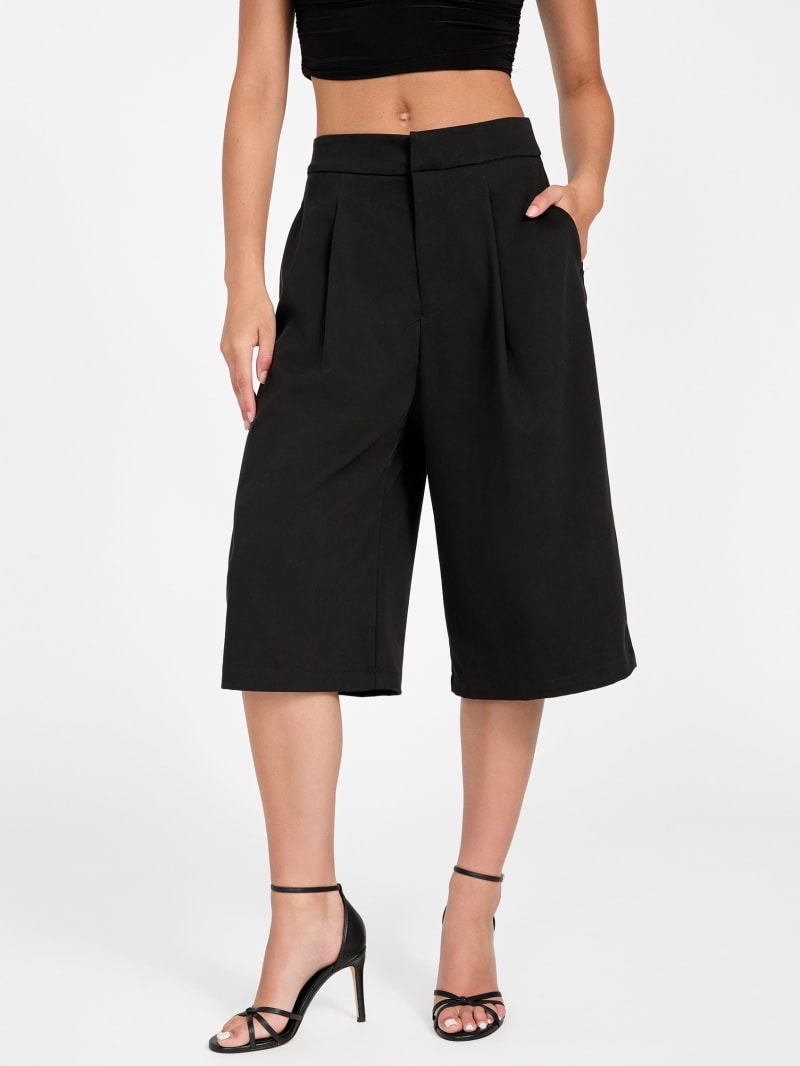 GUESS® Junny Twill Capri Pants