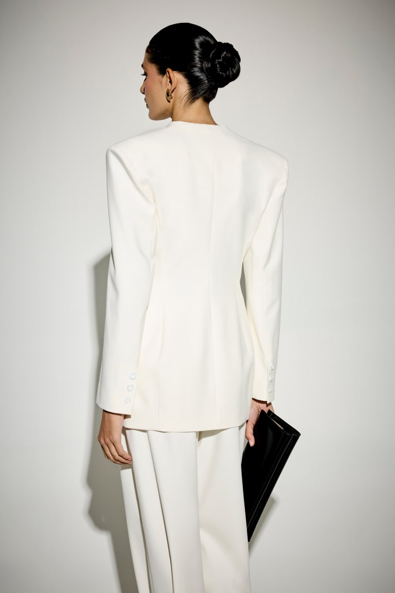 Button structured blazer