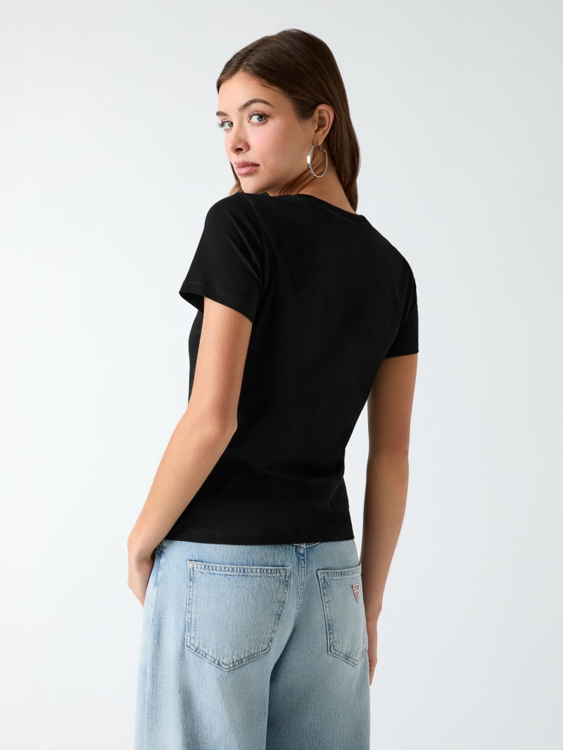 GUESS® Triangle logo t-shirt Women