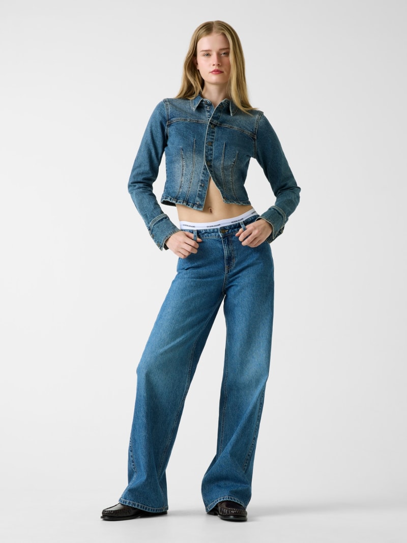 Cropped denim jacket