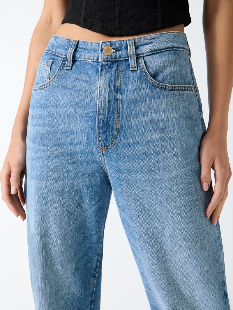 Mom jeans