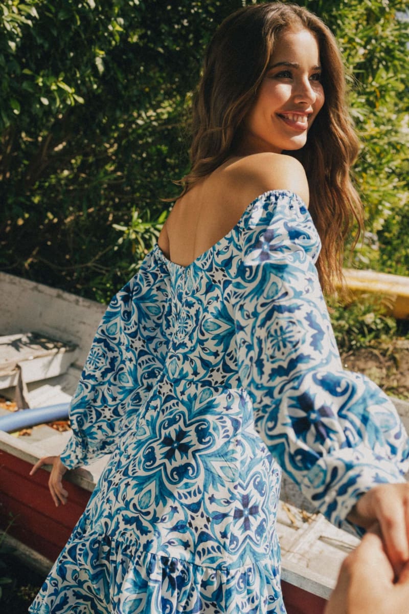 Off-Shoulder Printed Dress - thumbnail 2