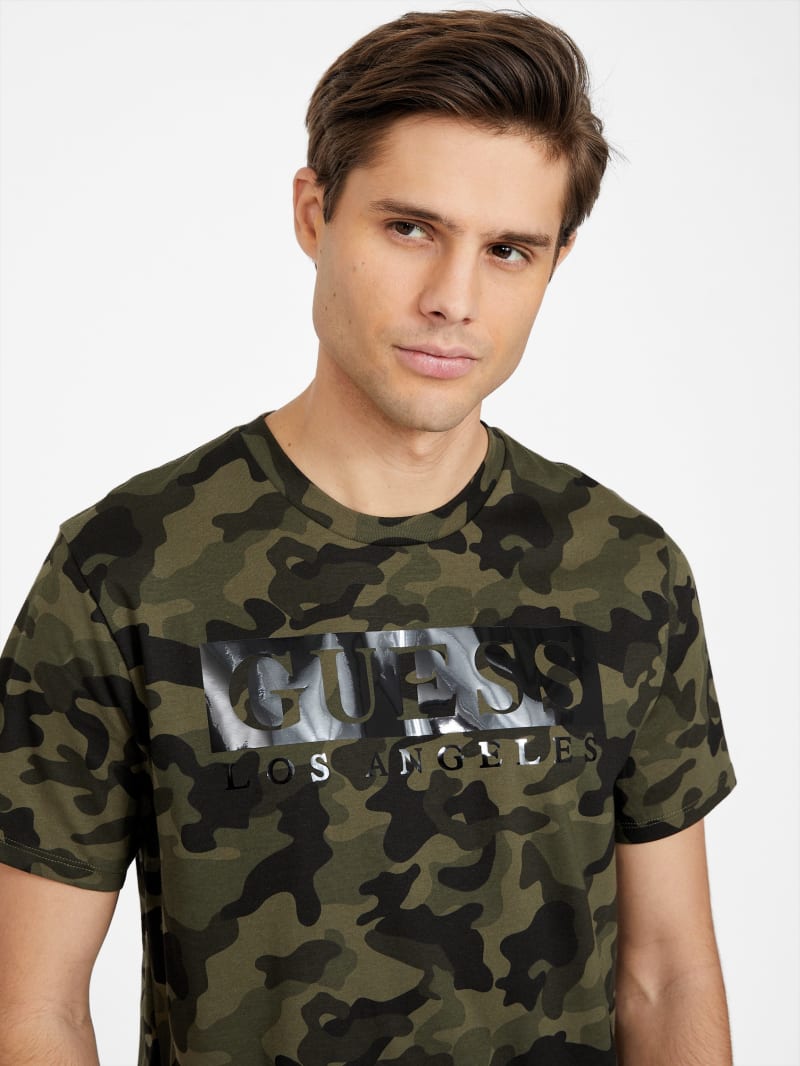 Guess camo t shirt discount