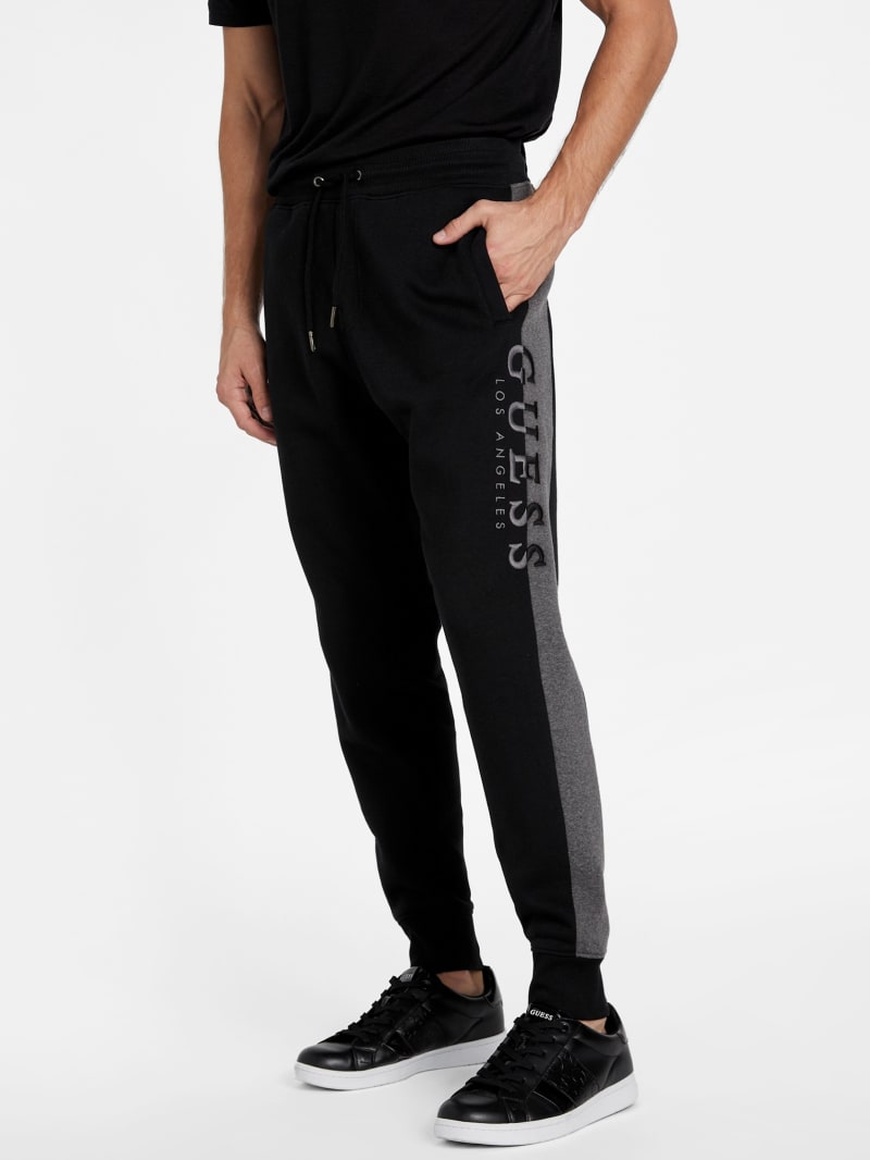 GUESS® Mid rise jogger pant Men