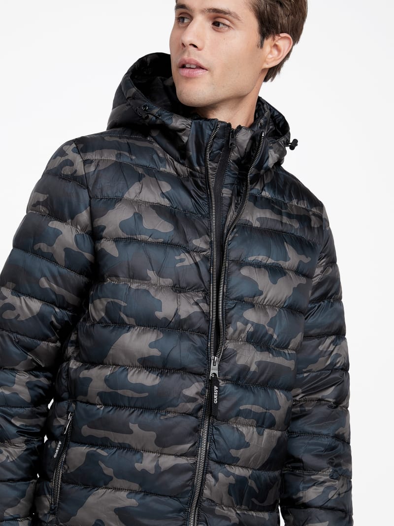 Harrison Camo Puffer Jacket | GUESS Factory