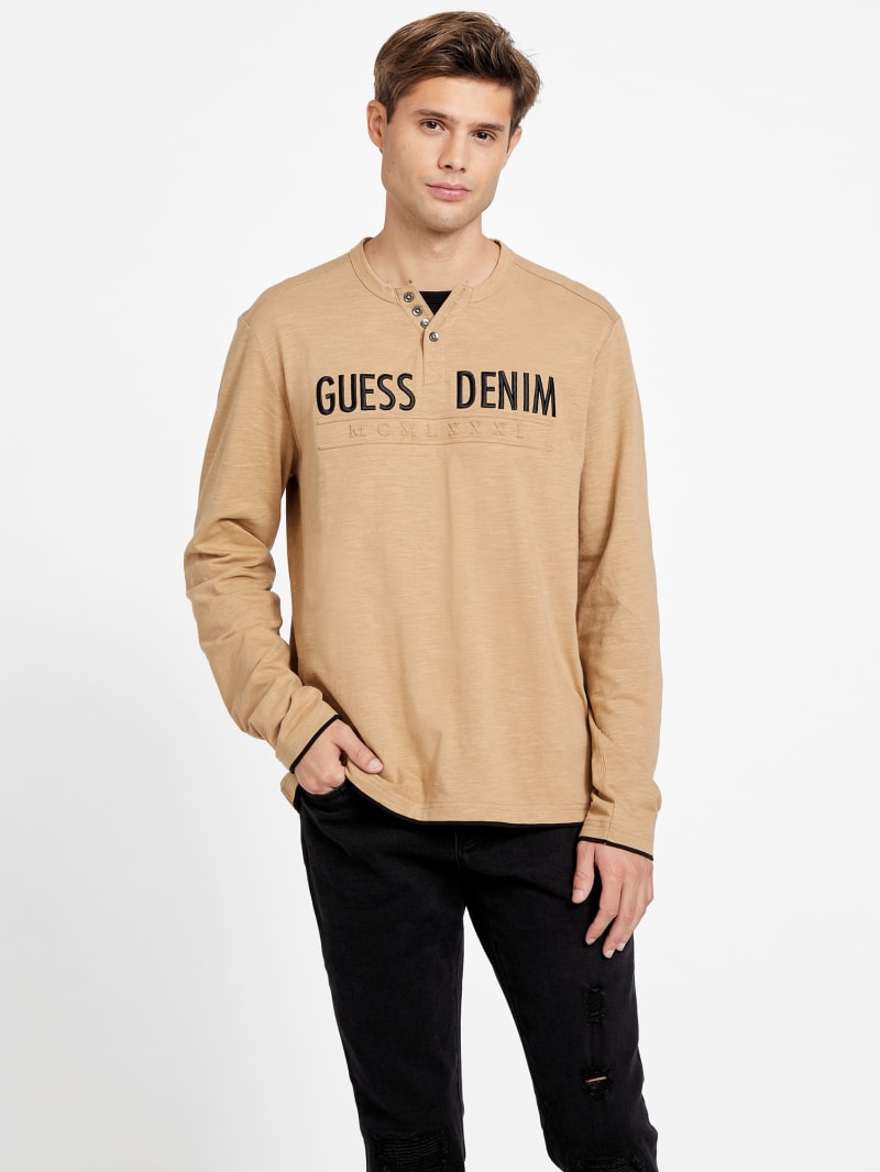 Degar Logo Henley Tee